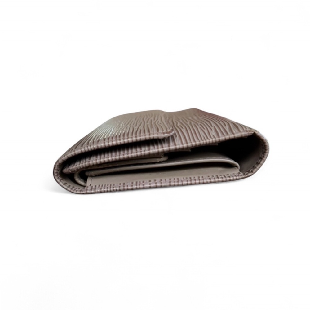 Louis Vuitton Epi leather Wallet - Picture 6 of 13